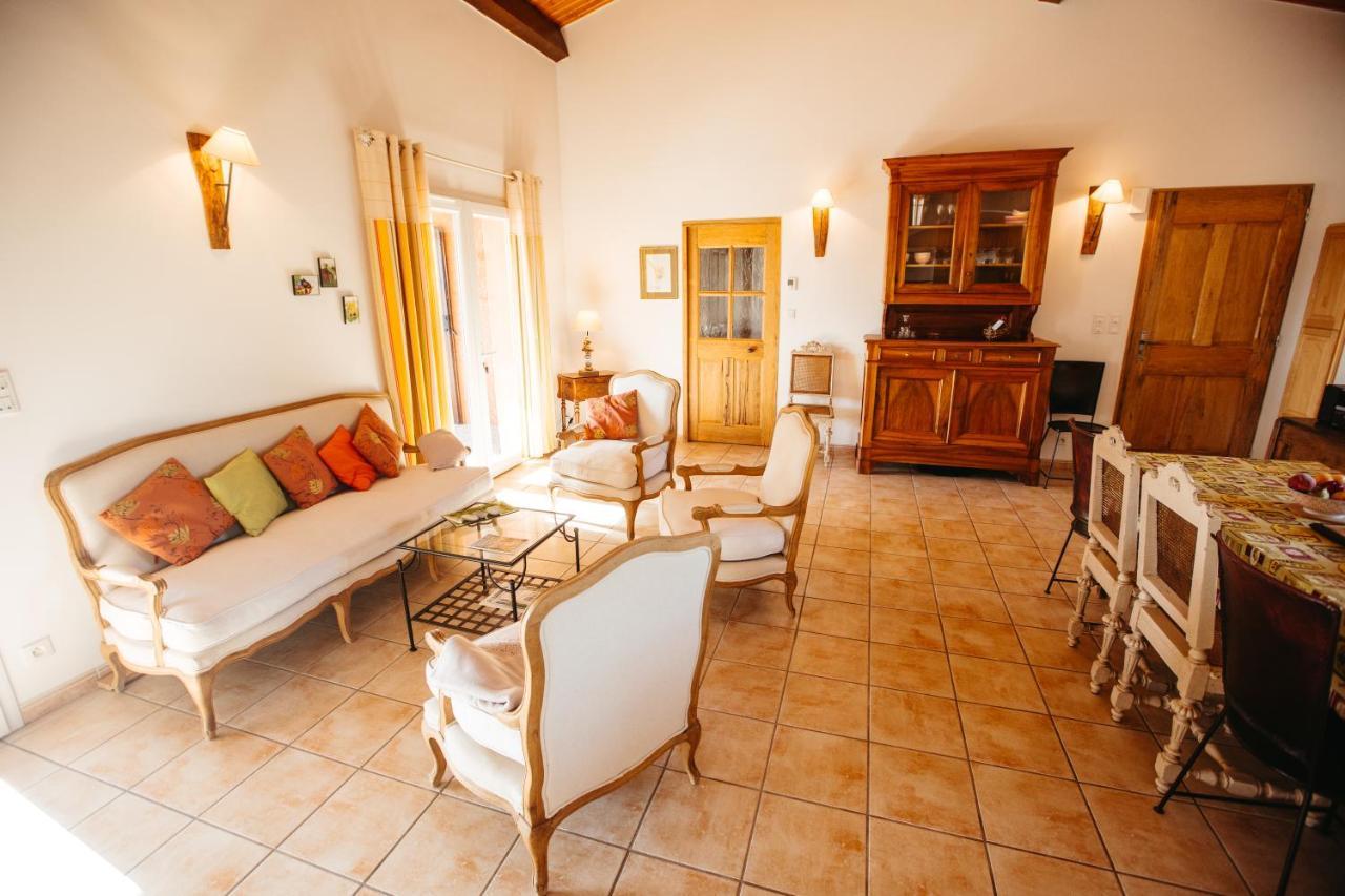 Les Villas De Perret Joyeuse Kültér fotó